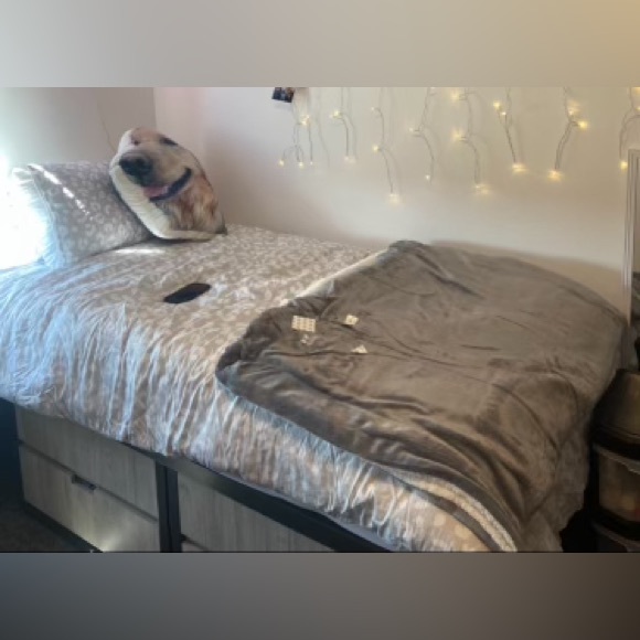 used for half of a semester at college! - Picture 2 of 2